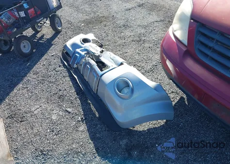 2001 Mercedes-Benz Ml 320 z USA, uszkodzony, nr VIN 4JGAB54E41A232075